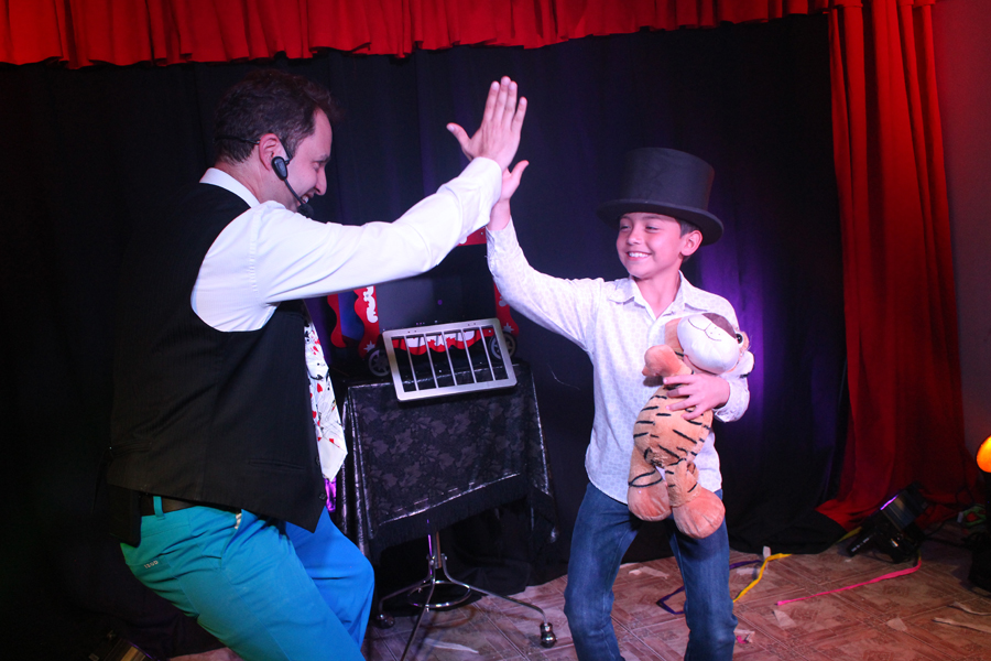 contratar show de magia niños eventos bogota